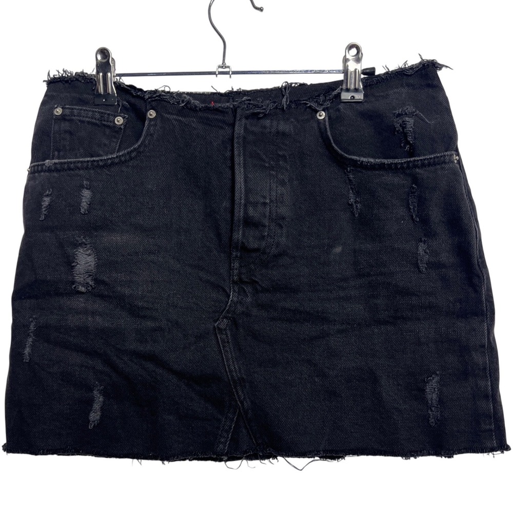 BDG Urban Outfitters Black Distressed Denim Mini Skirt Raw Hem Womens M Grunge - Picture 2 of 8